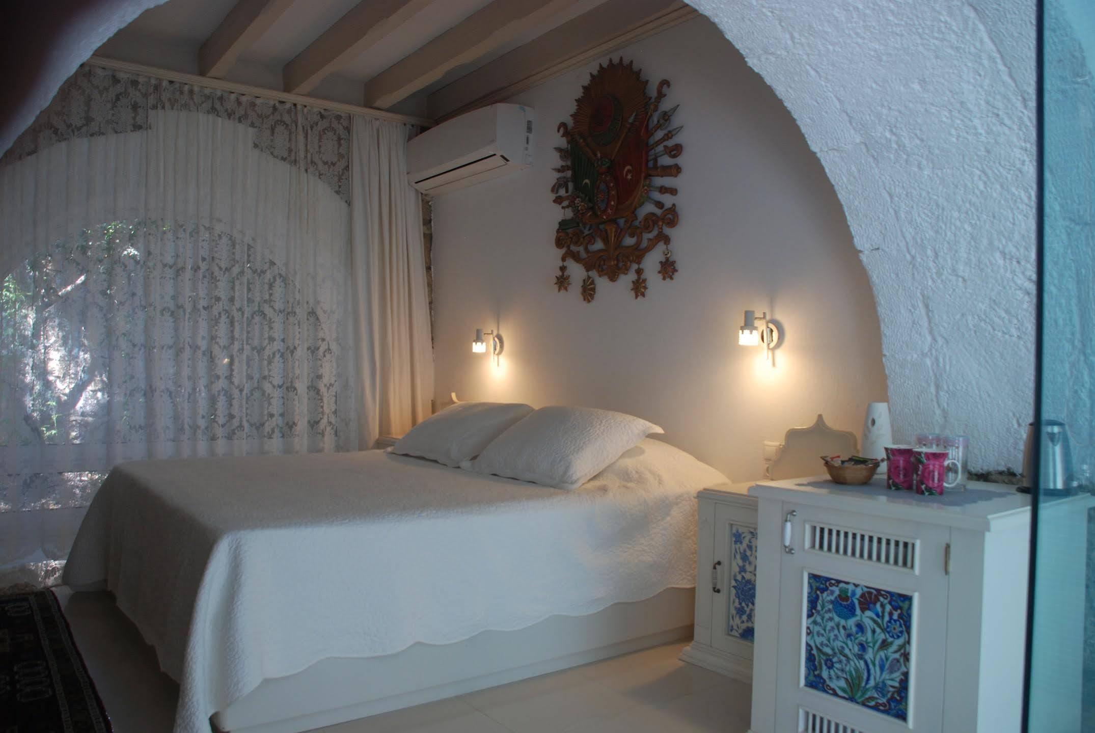 Villa Oliva Butik Hotel Konacik Exterior photo